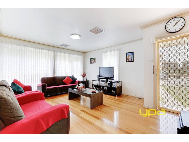 27 Warne Street, Coolaroo VIC 3048