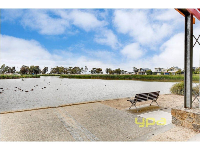 3 Beltana Lane, Roxburgh Park VIC 3064