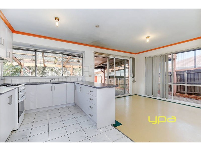 42 Eucalyptus Place, Meadow Heights VIC 3048