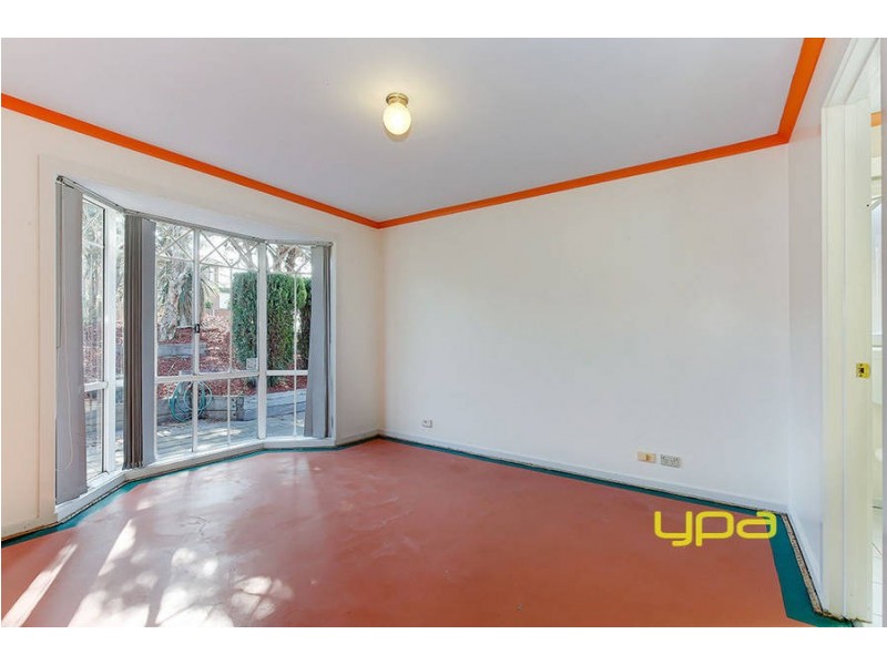 42 Eucalyptus Place, Meadow Heights VIC 3048