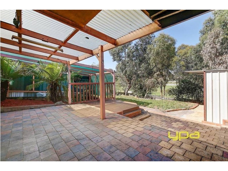 42 Eucalyptus Place, Meadow Heights VIC 3048