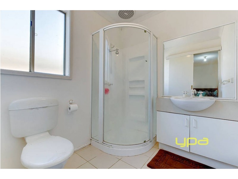 7 Nowell Court, Roxburgh Park VIC 3064