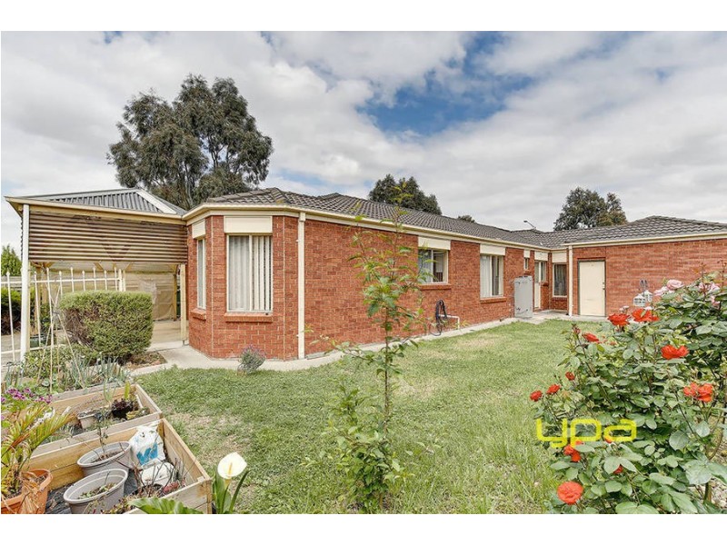 12 Shortridge Circuit, Roxburgh Park VIC 3064