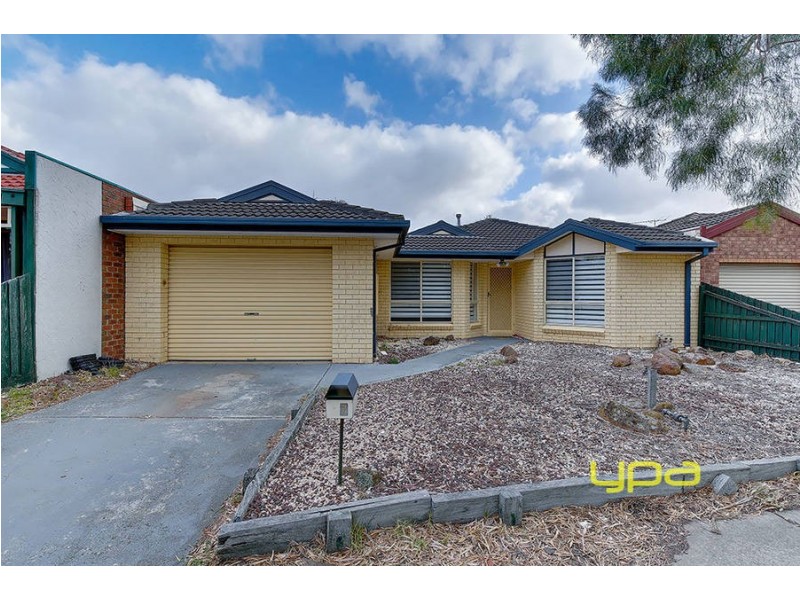 17 Kirwan Aveue, Roxburgh Park VIC 3064