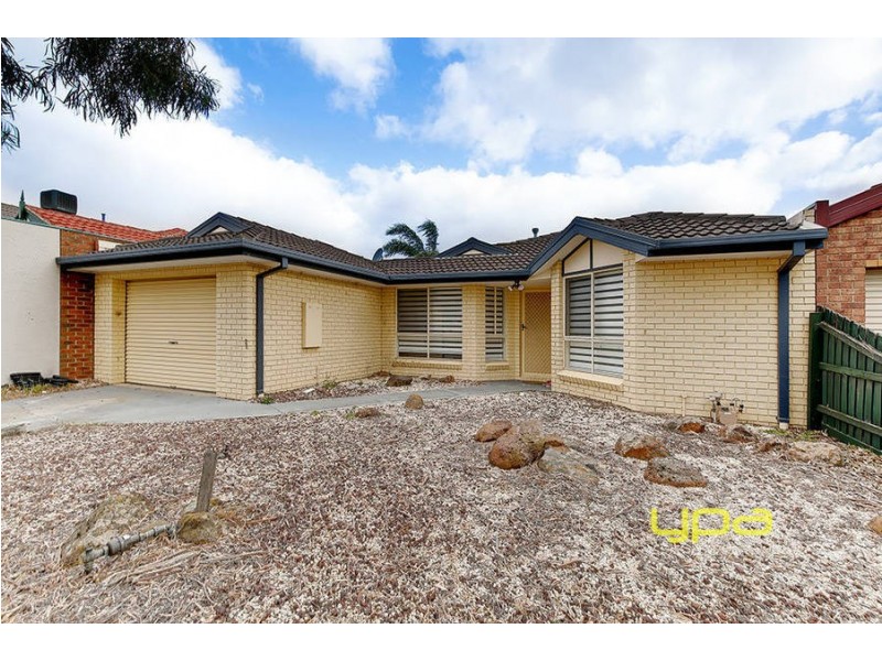 17 Kirwan Aveue, Roxburgh Park VIC 3064