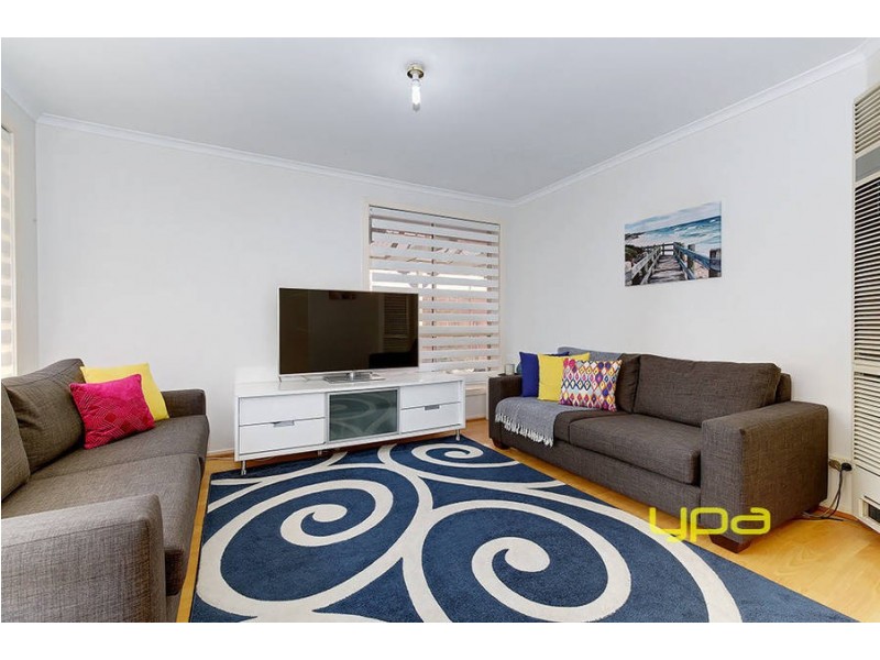 17 Kirwan Aveue, Roxburgh Park VIC 3064