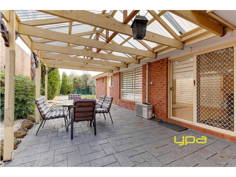 17 Kirwan Aveue, Roxburgh Park VIC 3064