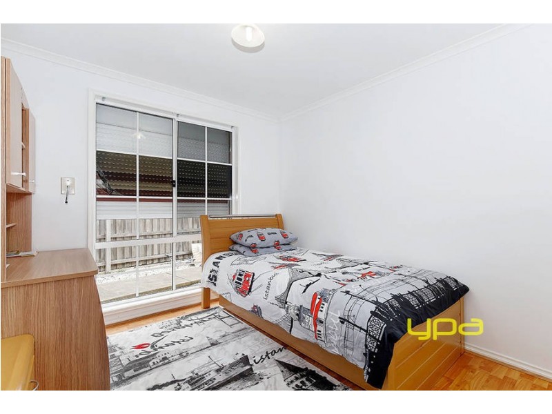 12 Addison Way, Roxburgh Park VIC 3064