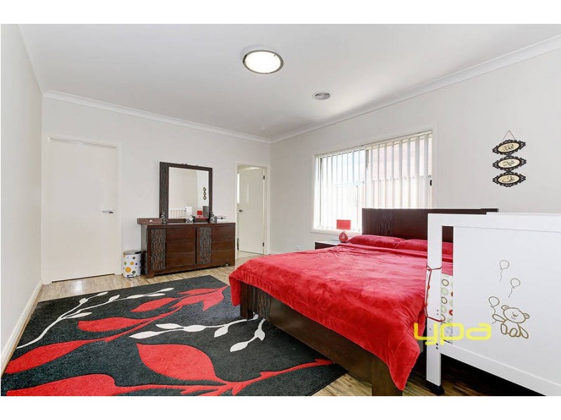 7 Allerton Way, Roxburgh Park VIC 3064