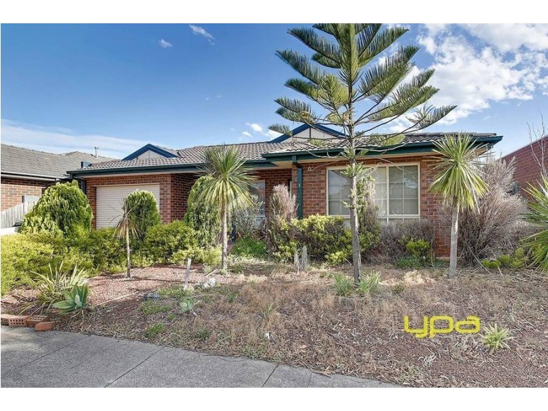 27 Wrigley Cresecent, Roxburgh Park VIC 3064