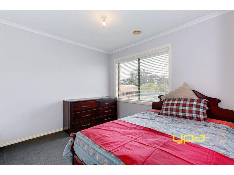 59 McIntyre Avenue, Roxburgh Park VIC 3064