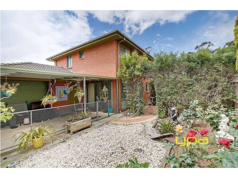 59 McIntyre Avenue, Roxburgh Park VIC 3064
