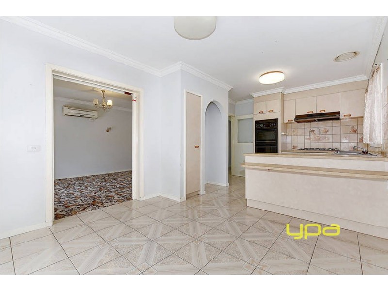 10 Buchan Street, Meadow Heights VIC 3048