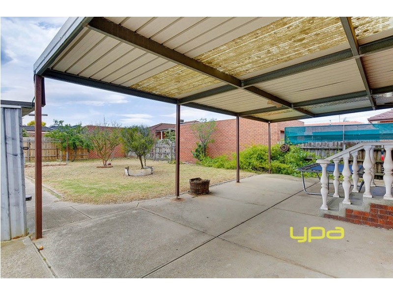 10 Buchan Street, Meadow Heights VIC 3048