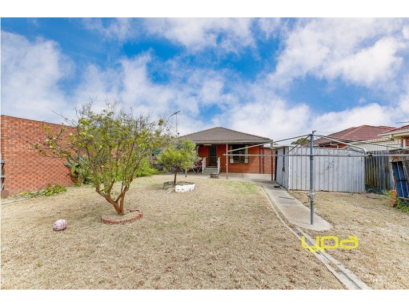 10 Buchan Street, Meadow Heights VIC 3048