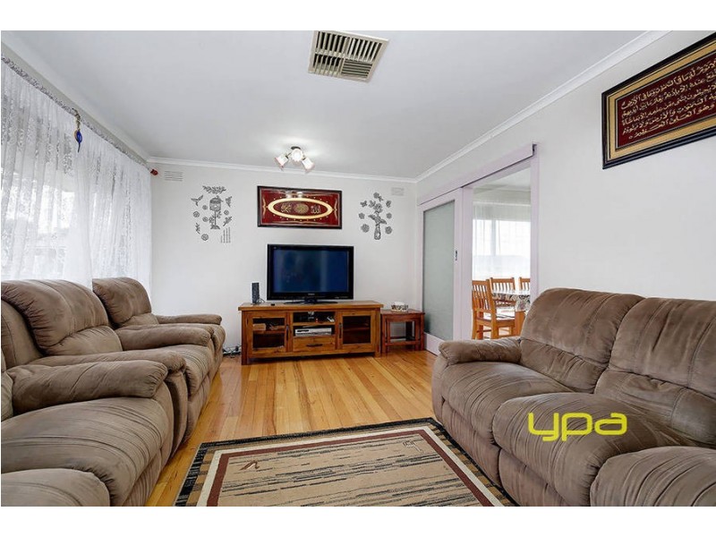 23 Mont Albert Drive, Campbellfield VIC 3061