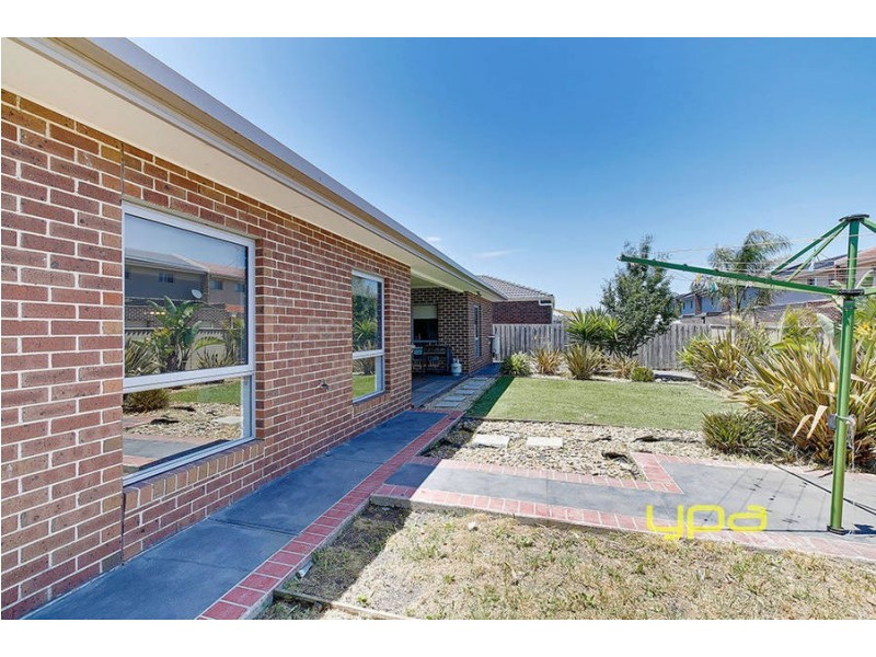 31 Villawood Avenue, Roxburgh Park VIC 3064