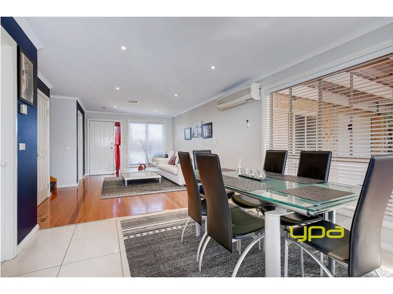 13 Athol Avenue, Roxburgh Park VIC 3064