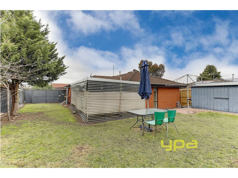8 Cherry Court, Meadow Heights VIC 3048