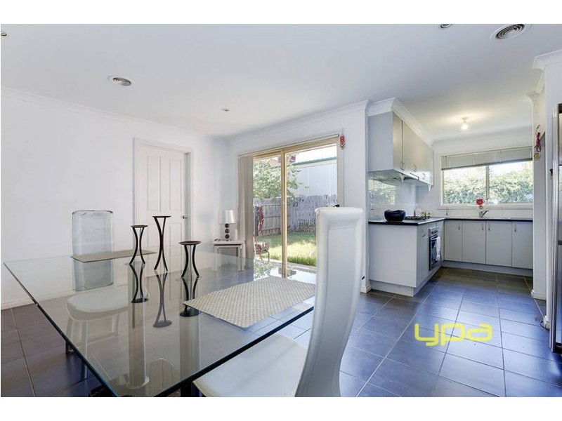 13/4-16 Melaleuca Drive, Meadow Heights VIC 3048