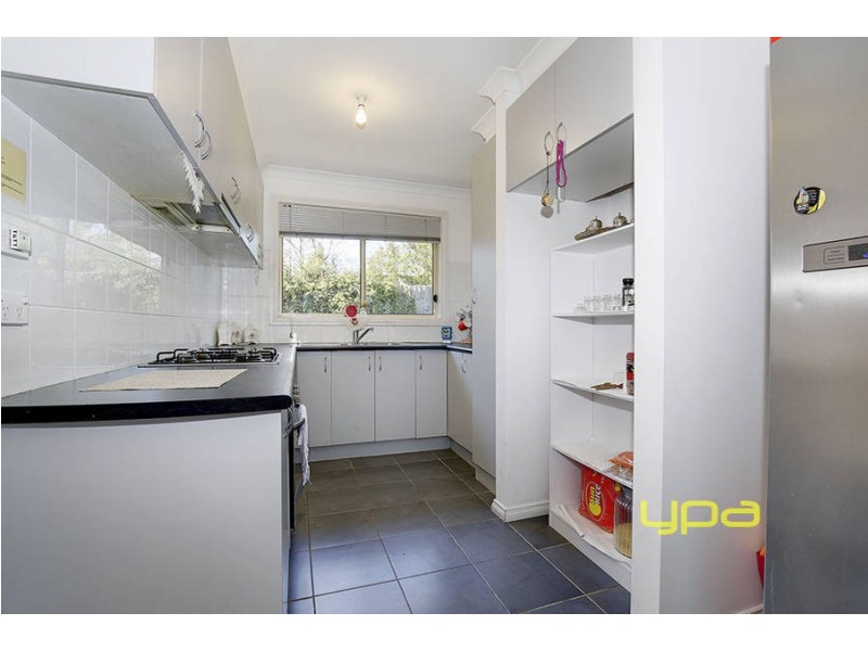 13/4-16 Melaleuca Drive, Meadow Heights VIC 3048