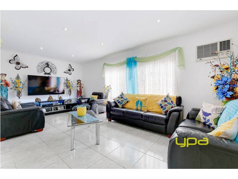 26 Ironbark Court, Meadow Heights VIC 3048