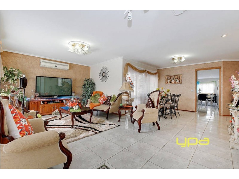 26 Ironbark Court, Meadow Heights VIC 3048