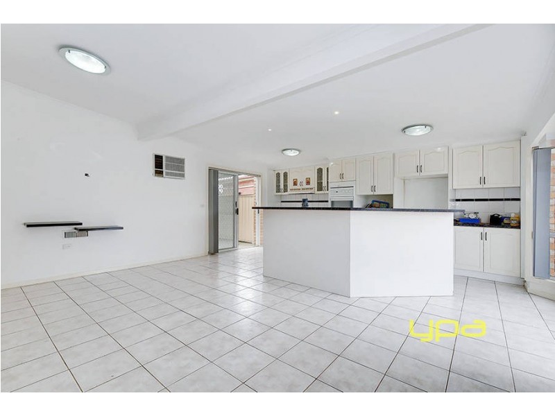 11 Pearson Crescent, Coolaroo VIC 3048