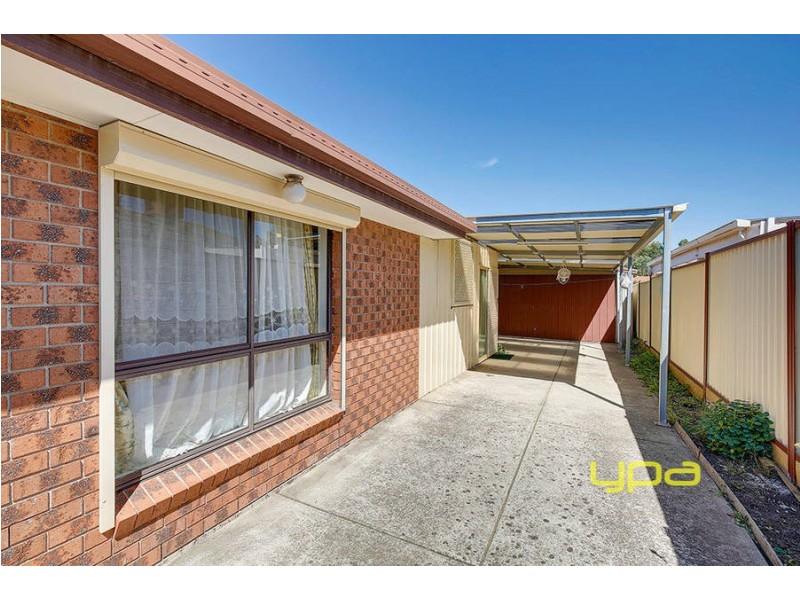 4 Harvey Court, Roxburgh Park VIC 3064