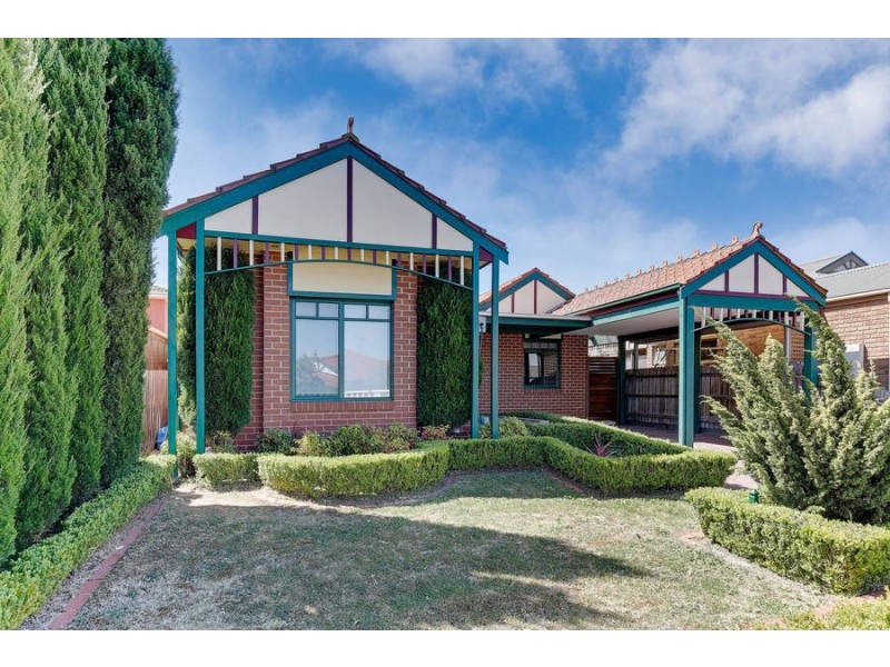 39 Rearden Crescent, Roxburgh Park VIC 3064