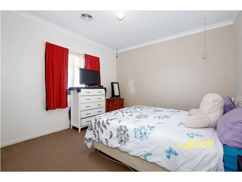 3 Glenview Street, Roxburgh Park VIC 3064