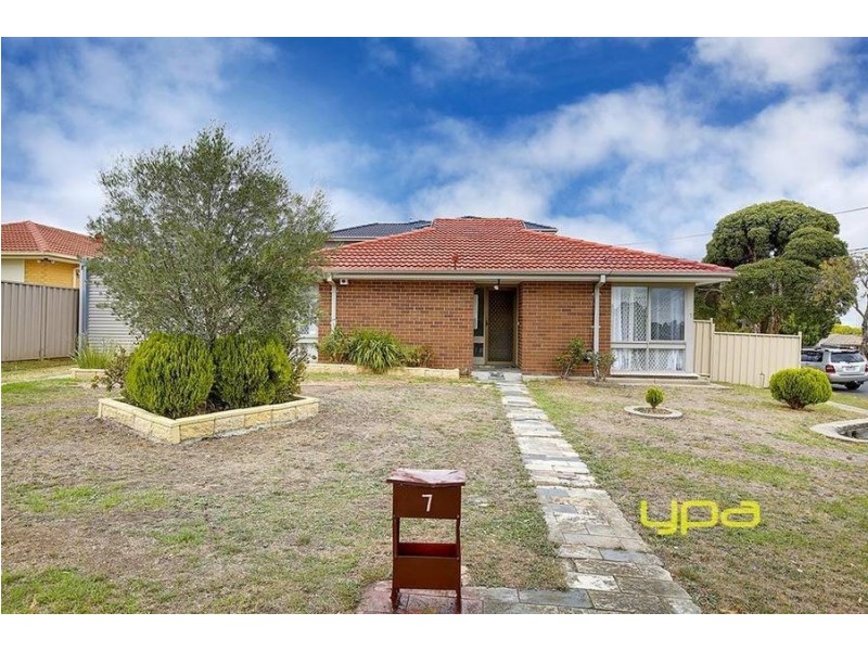 7 Castella Crescent, Meadow Heights VIC 3048