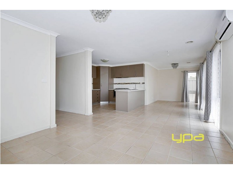 7 Castella Crescent, Meadow Heights VIC 3048