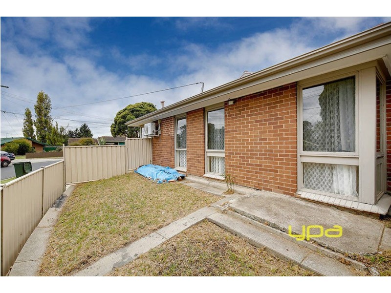 7 Castella Crescent, Meadow Heights VIC 3048