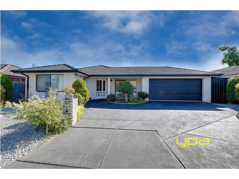 15 Pecos Place, Roxburgh Park VIC 3064