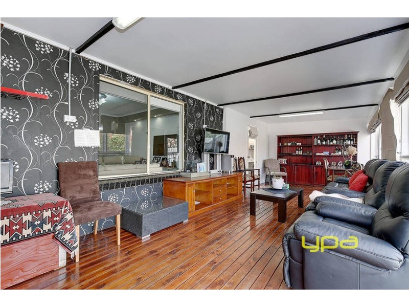 105 Hayfield Road, Roxburgh Park VIC 3064