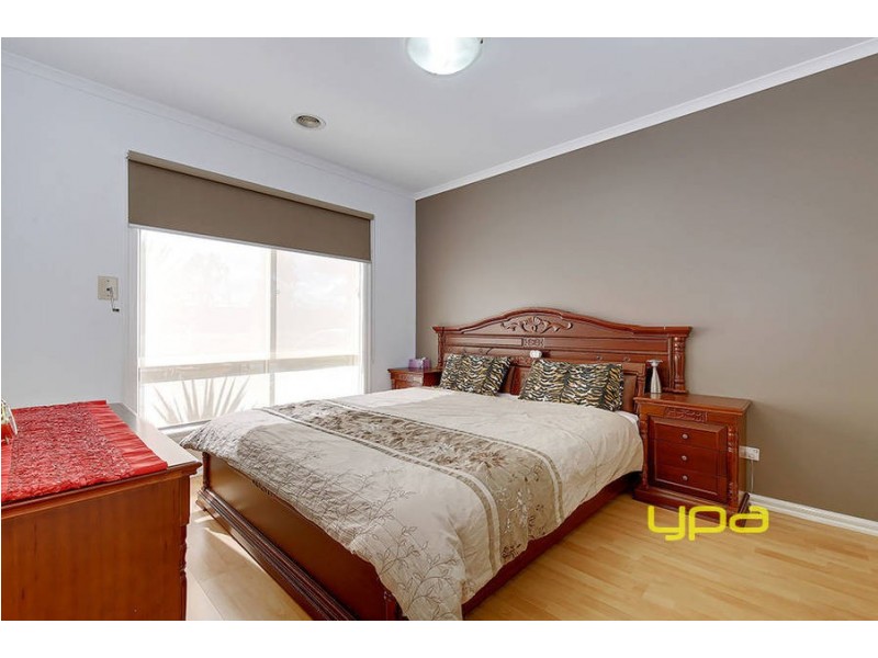 105 Hayfield Road, Roxburgh Park VIC 3064