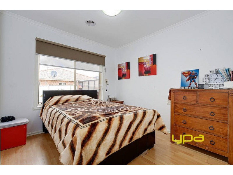 105 Hayfield Road, Roxburgh Park VIC 3064