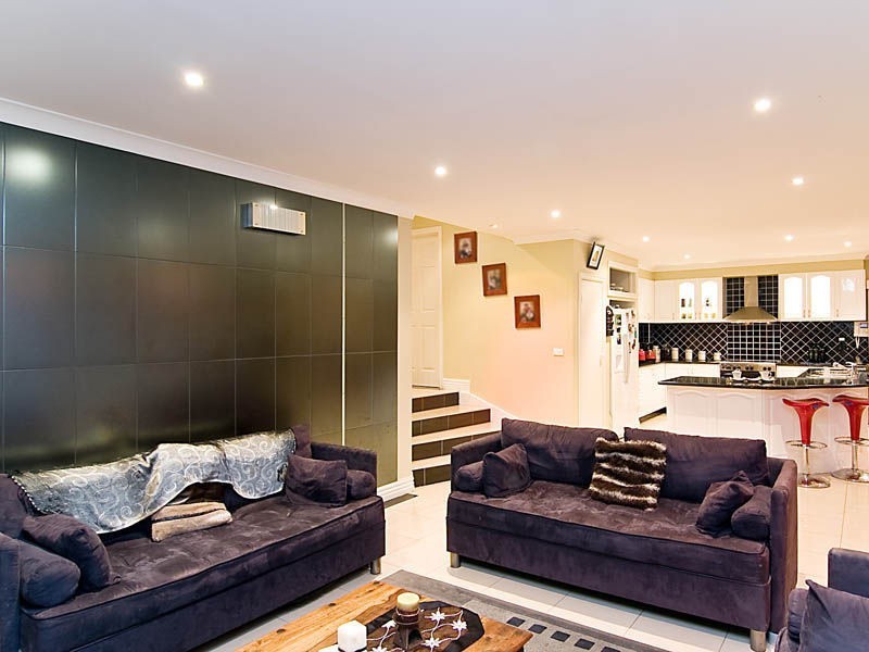 3 Madigan Court, Roxburgh Park VIC 3064