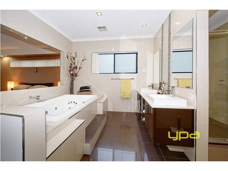 50 Candlebark Drive, Greenvale VIC 3059