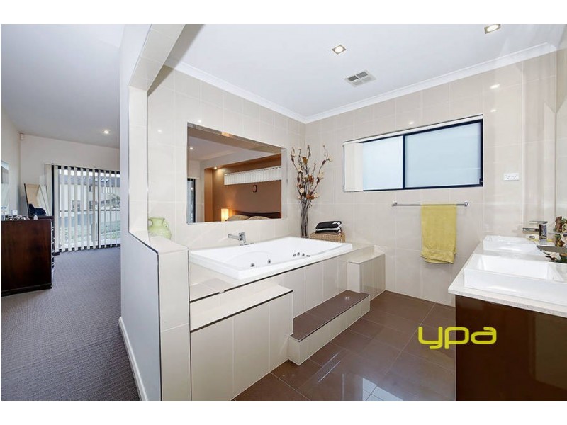 50 Candlebark Drive, Greenvale VIC 3059