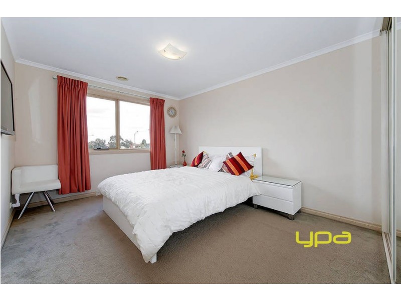 1 Sienna Court, Roxburgh Park VIC 3064