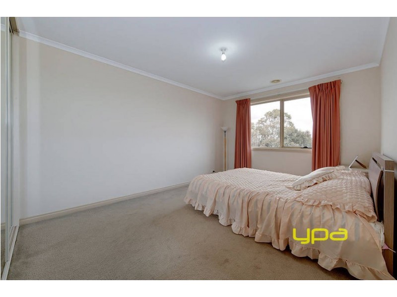 1 Sienna Court, Roxburgh Park VIC 3064