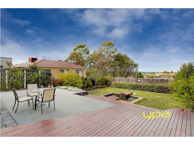 1 Sienna Court, Roxburgh Park VIC 3064