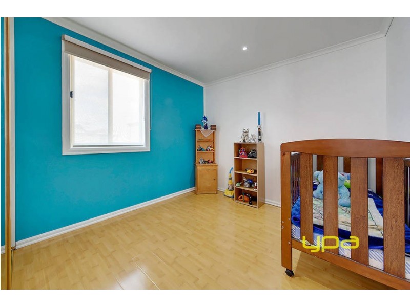 16 Ruby Court, Meadow Heights VIC 3048