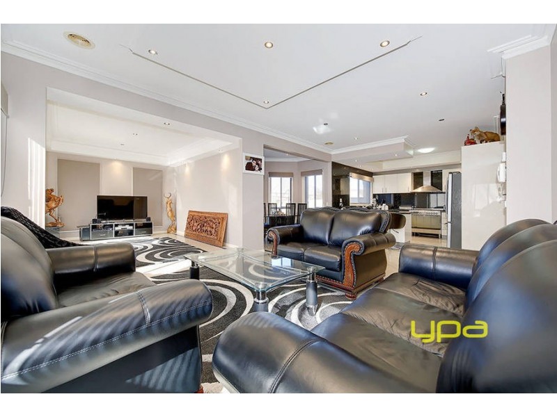 54 Athol Avenue, Roxburgh Park VIC 3064