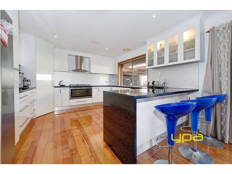 9 Bullrush Court, Meadow Heights VIC 3048