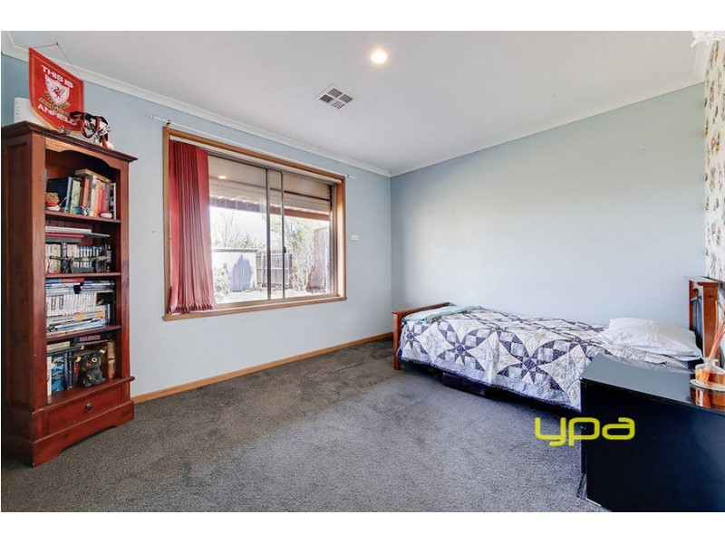 9 Bullrush Court, Meadow Heights VIC 3048