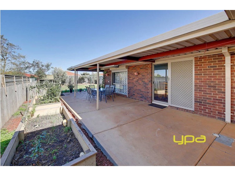 9 Bullrush Court, Meadow Heights VIC 3048