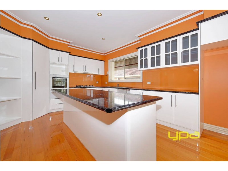 1 Harrower Street, Roxburgh Park VIC 3064